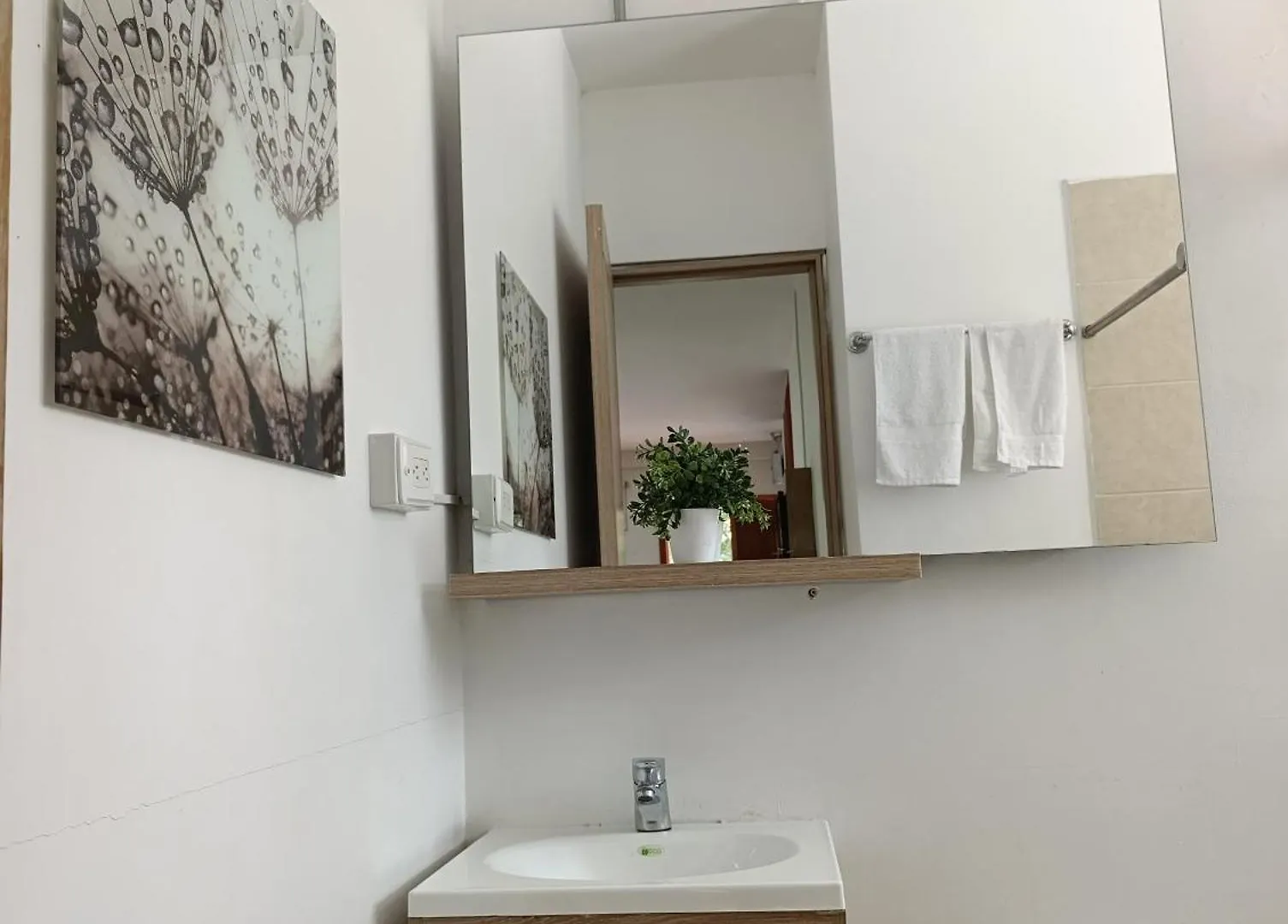Apartahotel Provenza 2 메딜린 아파트