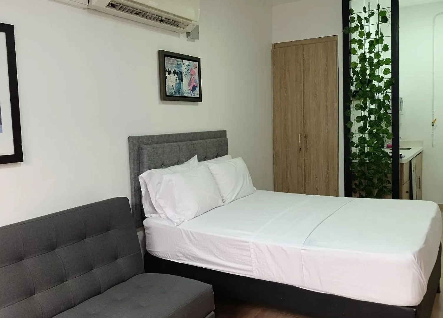 Apartahotel Provenza 2 메딜린