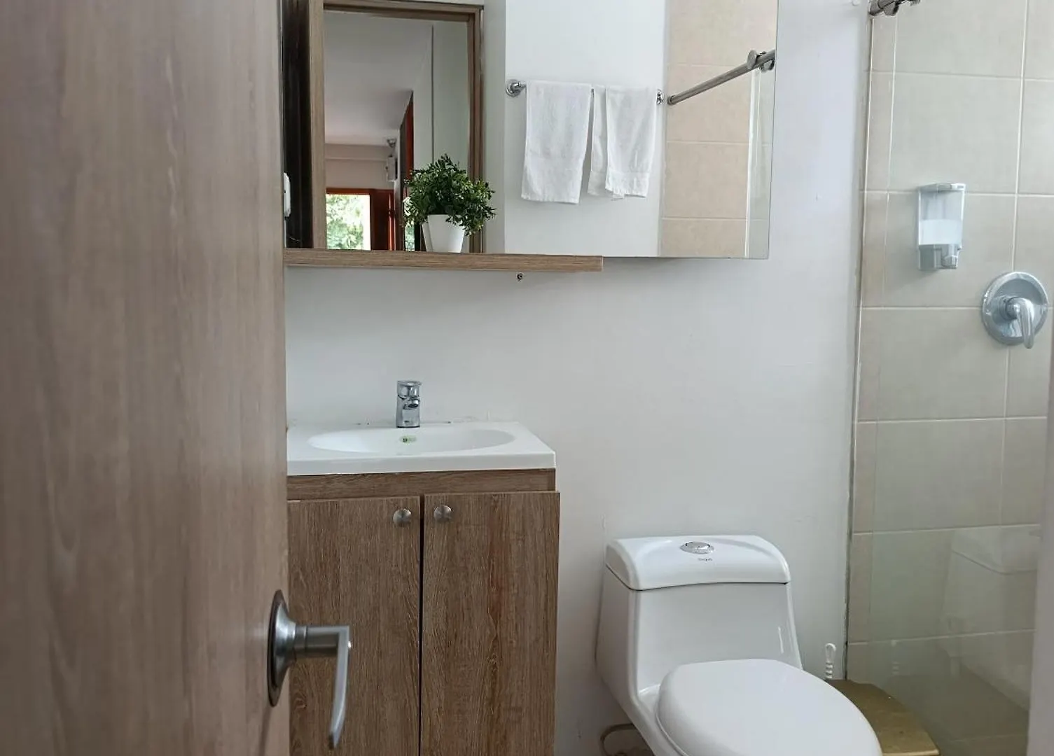 Apartahotel Provenza 2 메딜린 0*,