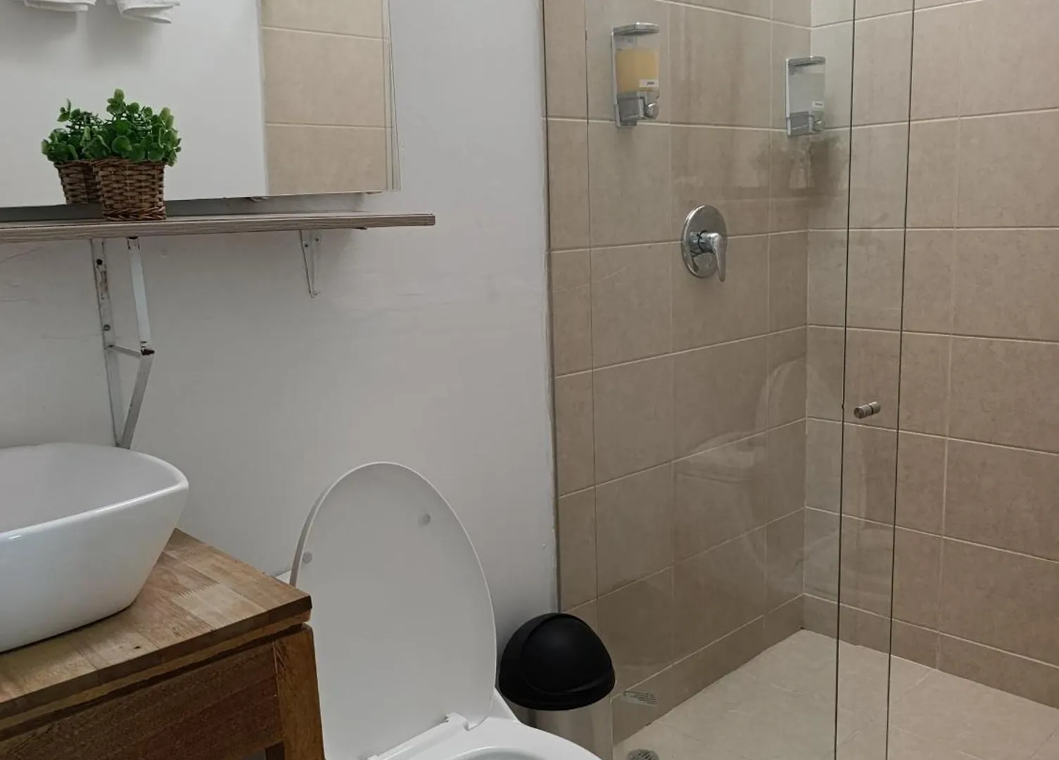 Apartahotel Provenza 2 메딜린