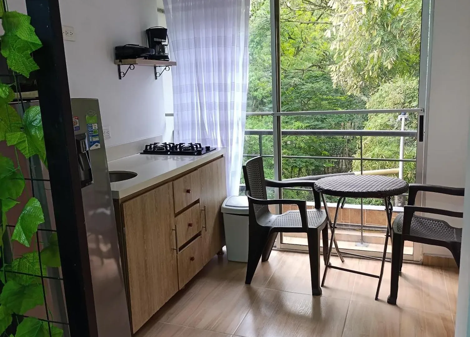 Apartahotel Provenza 2 메딜린
