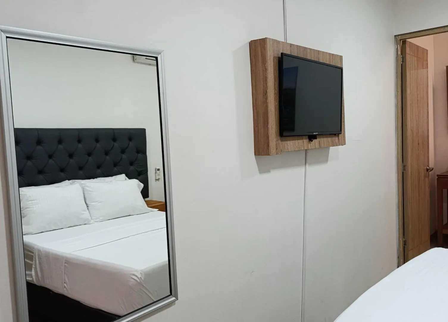 Apartahotel Provenza 2 Медельин 0*,  Колумбия